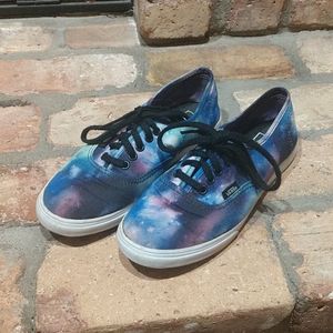 Cosmic Vans, size 6